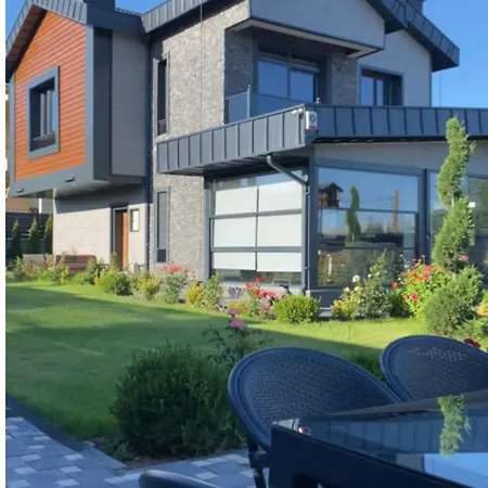 Villa Erciyes Yakin Luex *