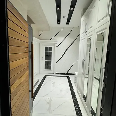 Erciyes Yakin Luex * Hacilar